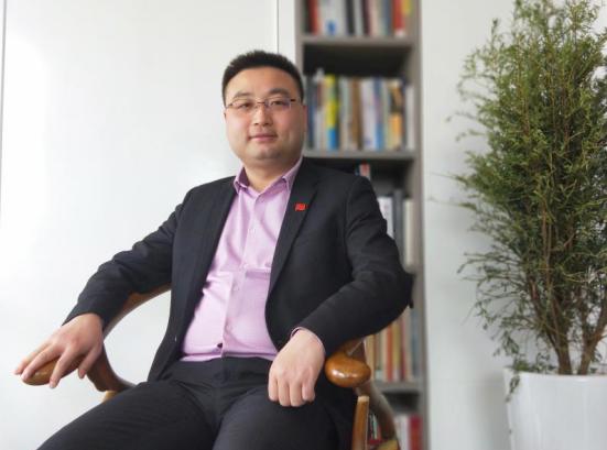 王新亮.jpg
